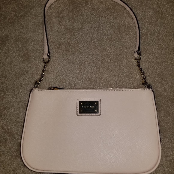 Calvin Klein purse - Picture 1 of 1